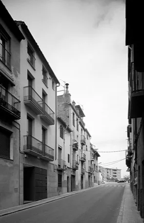 reforma 3 viviendas falset