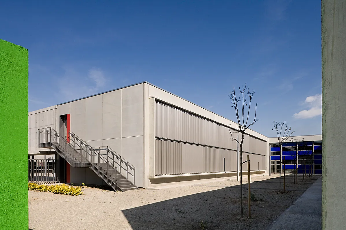 institut ernest lluch i martí. Estudi d'arquitectura Ramon Valls