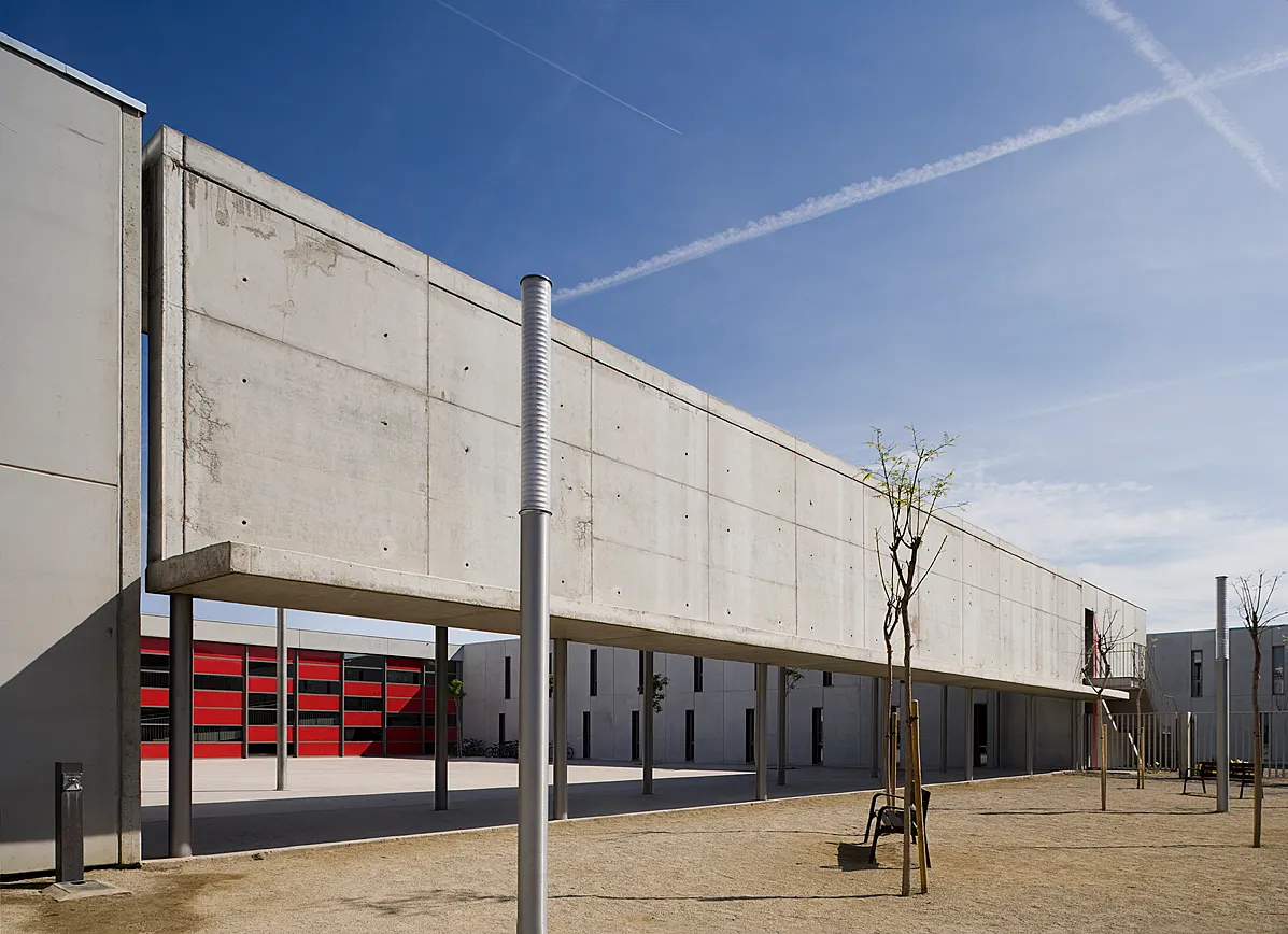 institut ernest lluch i martí. Estudi d'arquitectura Ramon Valls