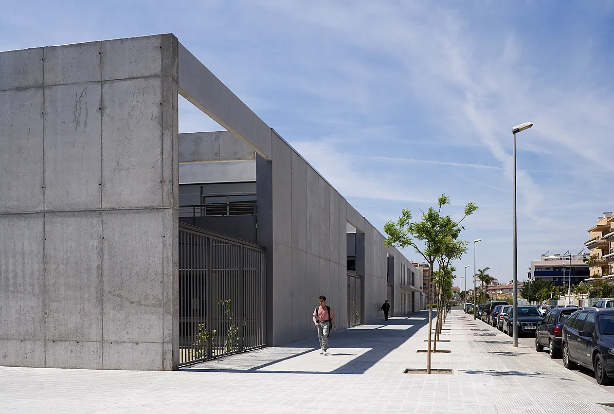 institut ernest lluch i martí. Estudi d'arquitectura Ramon Valls