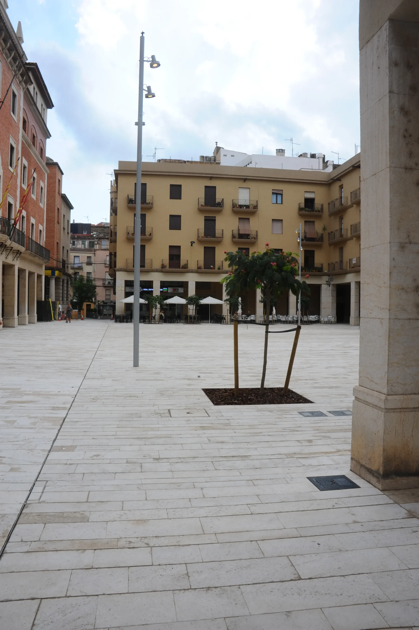 Plaça de l'Ajuntament de Tortosa. Estudi d'arquitectura Ramon Valls