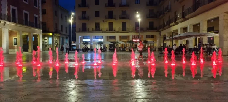 plaza ayuntamiento tortosa